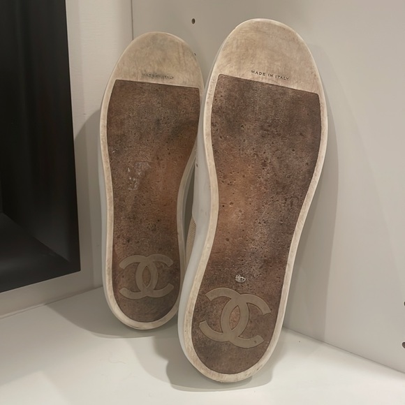 Authentic Chanel Interlocking CC Logo Sneakers - Picture 7 of 7